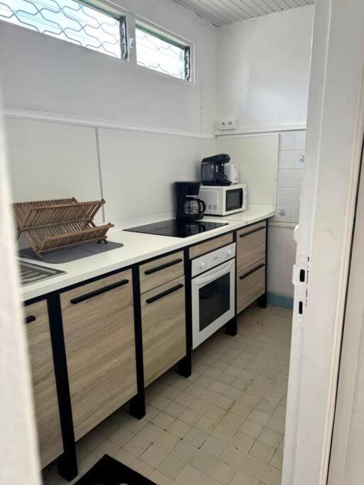 Maison Authentique A 300M De La Plage Sainte-Anne Kültér fotó